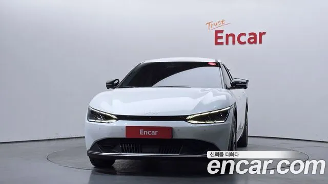 Kia EV6 — Фото автомобиля 3