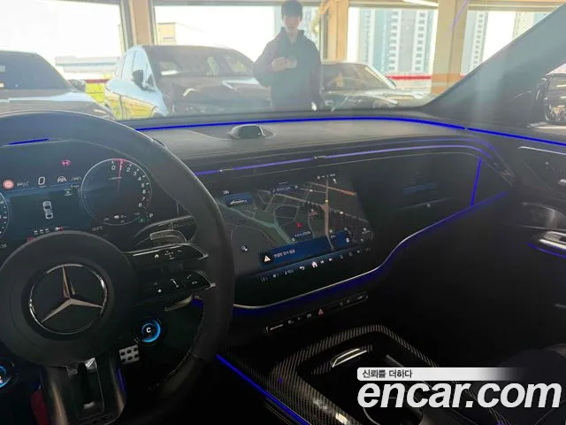 Mercedes-Benz E-Class — Фото автомобиля 2
