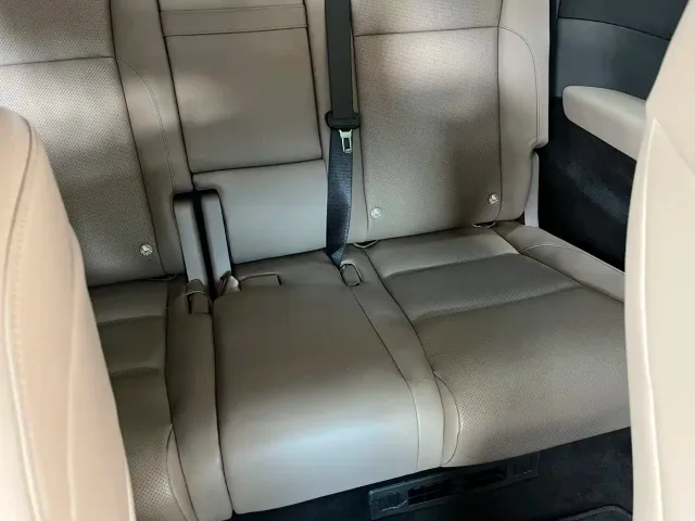 Li Auto MEGA — Фото автомобиля 16