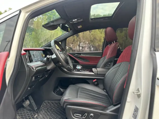 GAC Trumpchi M8 — Фото автомобиля 4