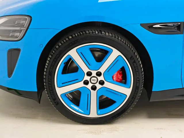 Xiaomi SU7 — Фото автомобиля 8