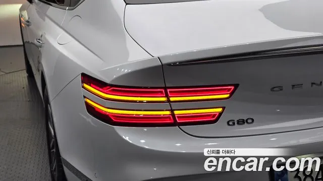 Genesis G80 Бензин 2.5 турбо AWD — Фото автомобиля 22