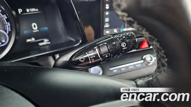 Hyundai AVANTE Modern — Фото автомобиля 27