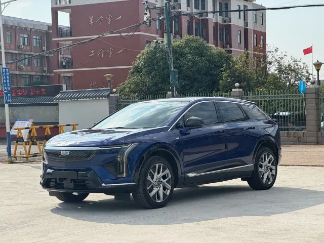 Фотография автомобиля — Cadillac Optiq