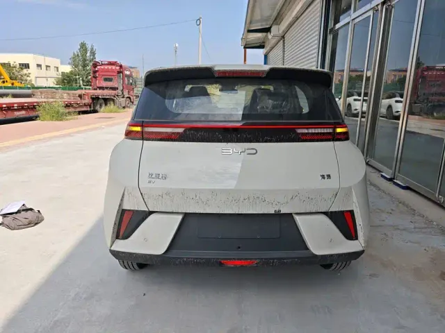 BYD Seagull — Фото автомобиля 5