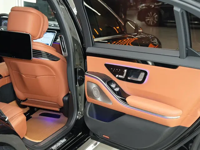 Mercedes-Benz S-Class — Фото автомобиля 14