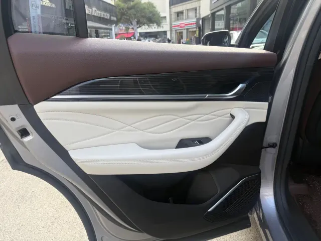 Geely Xingyue L — Фото автомобиля 18