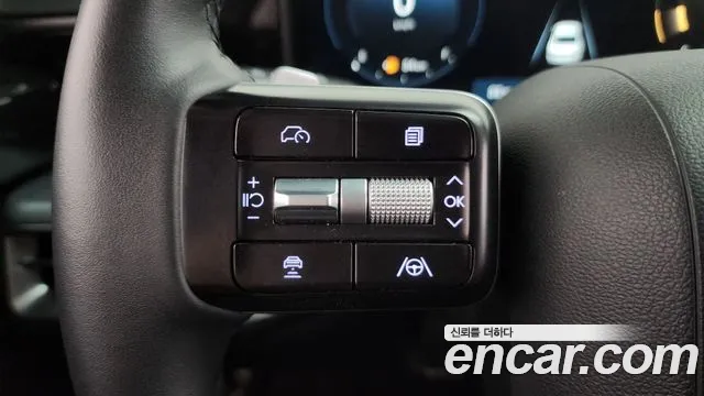 Hyundai Grandeur Grandeur (GN7) 2.5 Бензин 2WD — Фото автомобиля 16