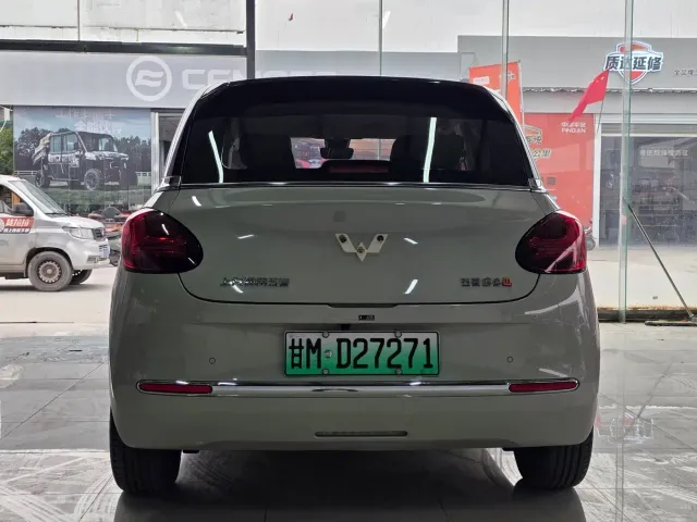 Wuling Bingo — Фото автомобиля 13