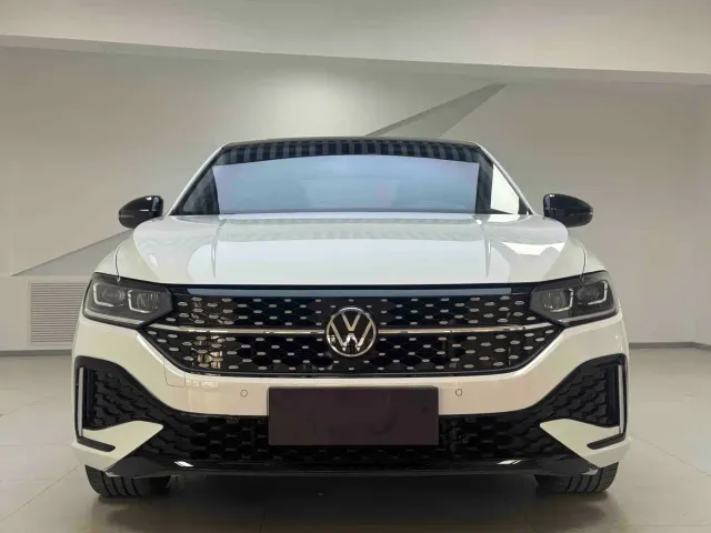 Volkswagen Lavida — Фото автомобиля 2