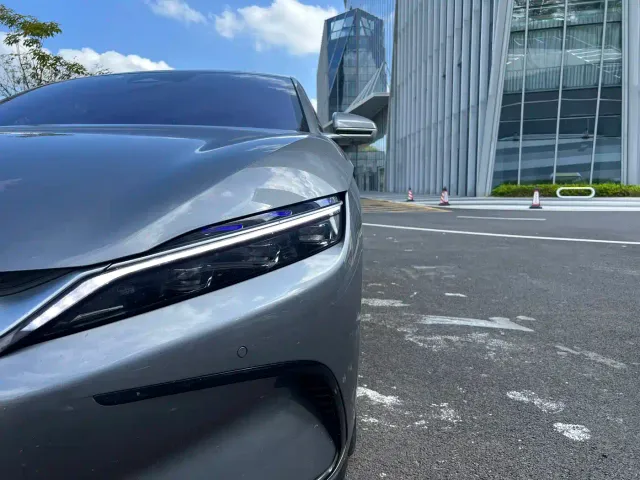 BYD Han — Фото автомобиля 8