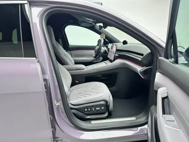 Nio EC6 — Фото автомобиля 15