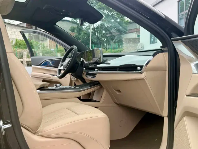 Cadillac XT5 — Фото автомобиля 8