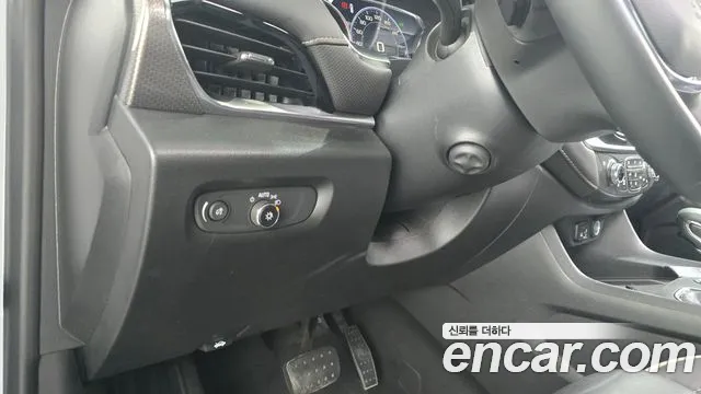 ChevroletGMDaewoo Traverse Traverse 3.6 AWD Red Line — Фото автомобиля 24