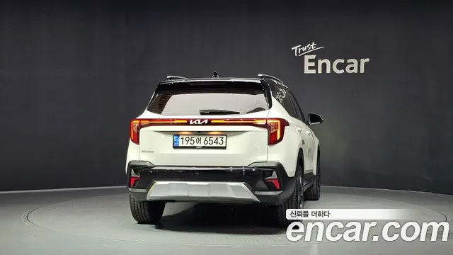 Kia Seltos New — Фото автомобиля 4