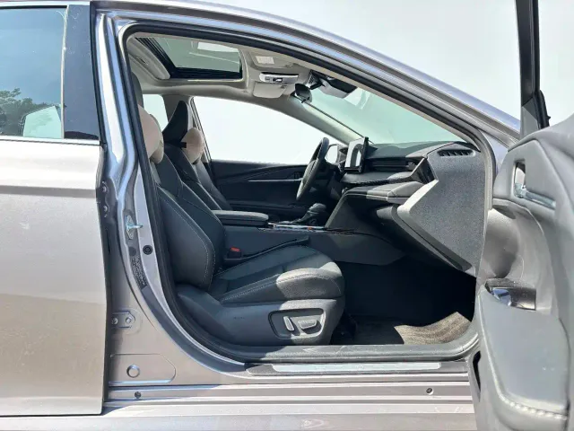 Toyota Camry — Фото автомобиля 17