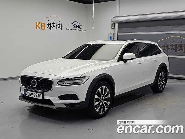 Фотография автомобиля — Volvo V90