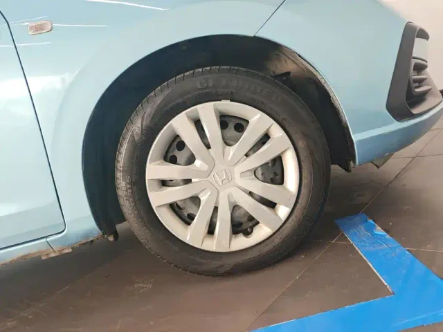 Honda Fit — Фото автомобиля 6