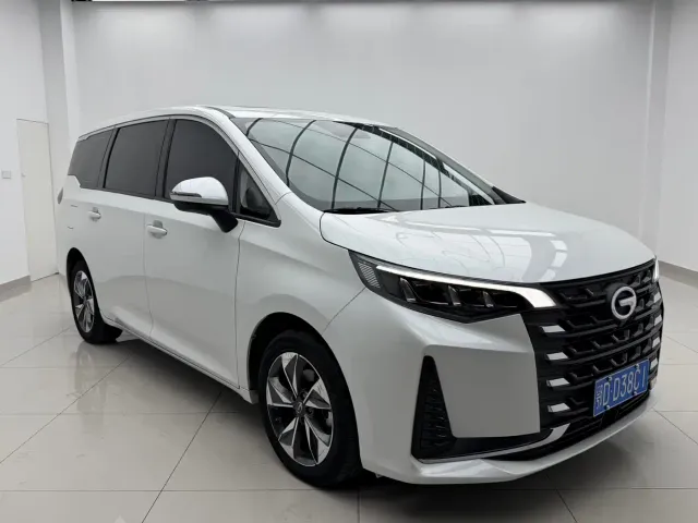 GAC Trumpchi M6 — Фото автомобиля 3