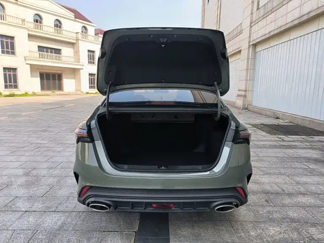 Geely Binrui — Фото автомобиля 18