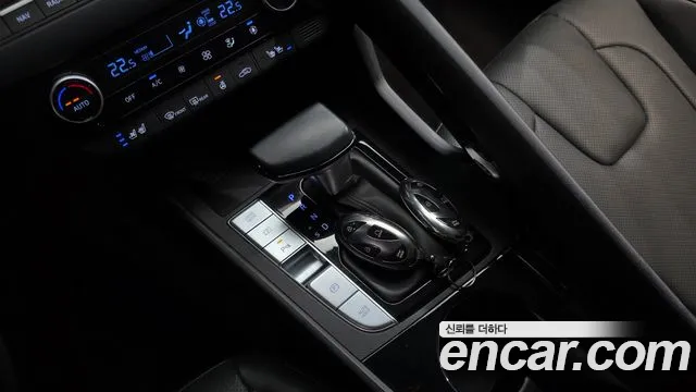 Hyundai Avante CN7 — Фото автомобиля 9