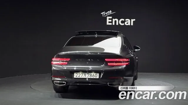 Genesis G80 Бензин 3.5 турбо AWD — Фото автомобиля 4