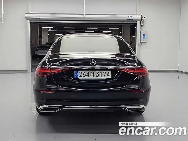 Mercedes-Benz S-Class — Фото автомобиля 3