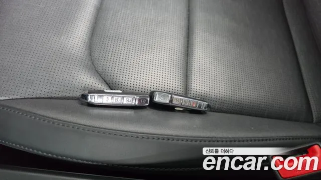 Kia Niro The All New — Фото автомобиля 15