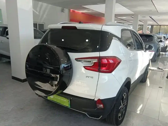 BYD Yuan Pro — Фото автомобиля 6