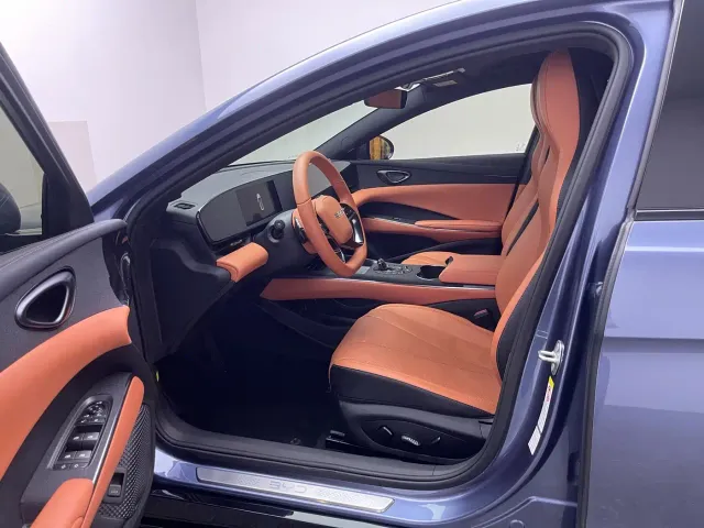 BYD Seal — Фото автомобиля 11