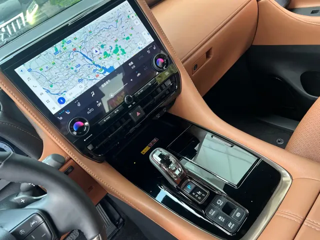 Toyota Vellfire — Фото автомобиля 7