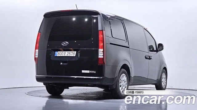 Hyundai Staria — Фото автомобиля 2