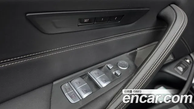 BMW 5 Series G30 — Фото автомобиля 28