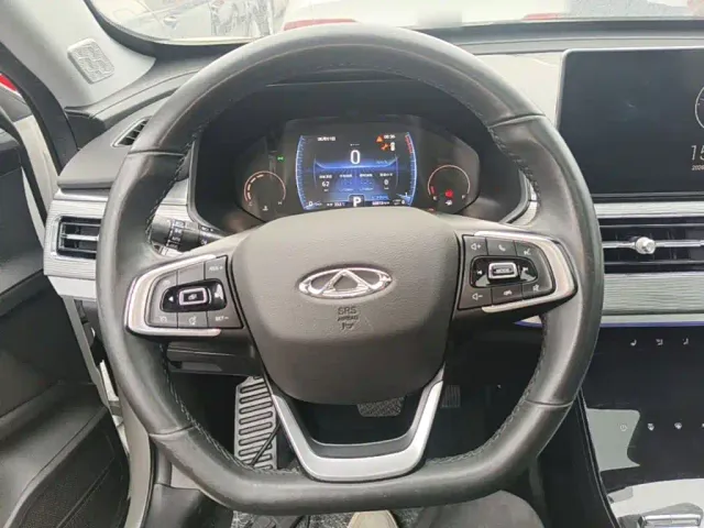 Chery Tiggo 8 — Фото автомобиля 10