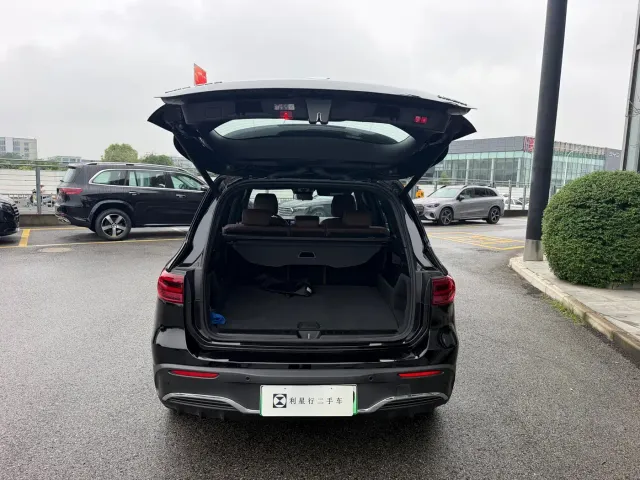 Mercedes-Benz EQB — Фото автомобиля 21