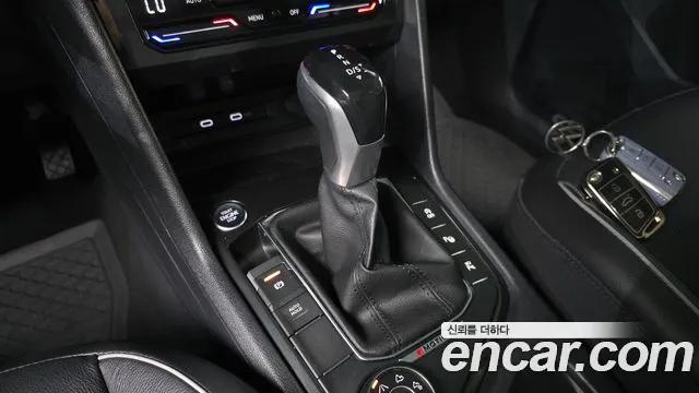 Volkswagen Tiguan Tiguan 2 поколение 2.0 TDI 4Motion Prestige — Фото автомобиля 7