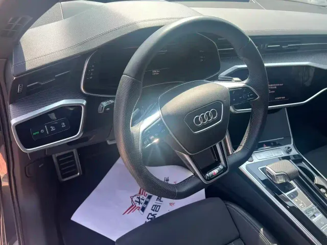 Audi S6 — Фото автомобиля 5