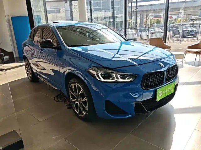BMW X2 — Фото автомобиля 3