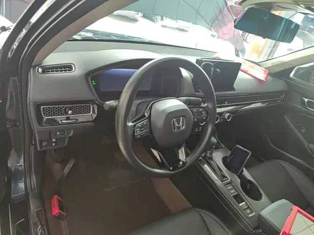 Honda Civic — Фото автомобиля 9