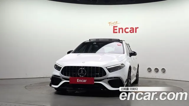 Mercedes-Benz A-Class — Фото автомобиля 3