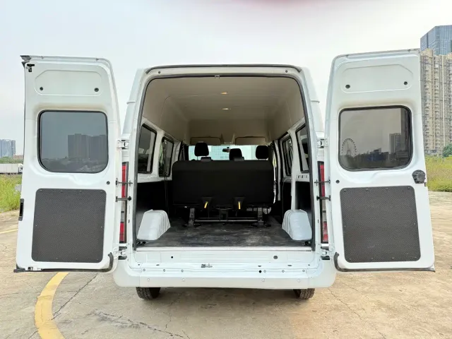 JMC Fushun — Фото автомобиля 9