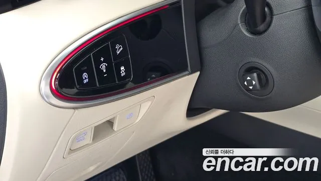 Genesis GV70 — Фото автомобиля 14