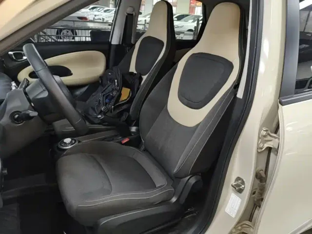 Wuling Bingo — Фото автомобиля 14