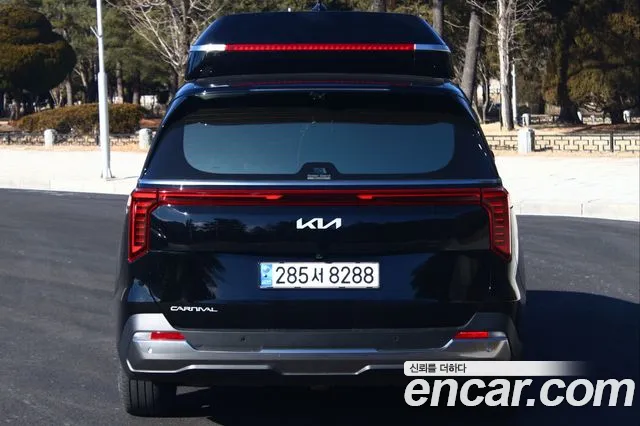 Kia Carnival 4th Gen — Фото автомобиля 4