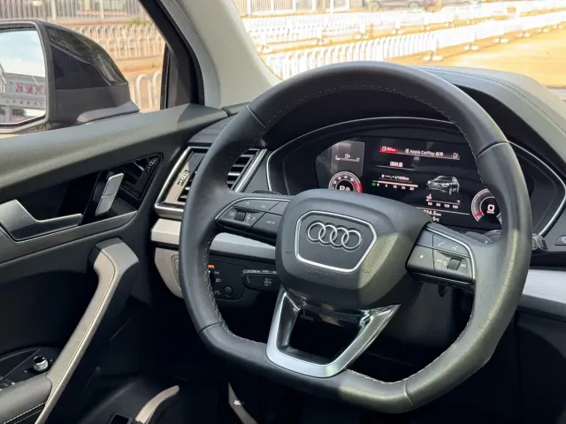 Audi Q5L — Фото автомобиля 17
