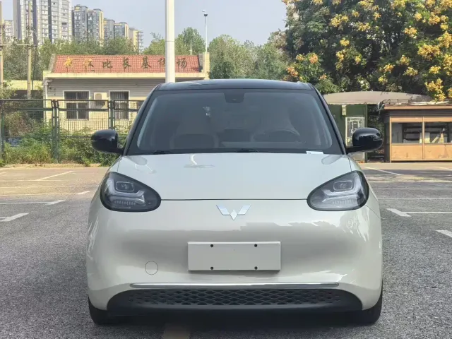 Wuling Bingo — Фото автомобиля 2
