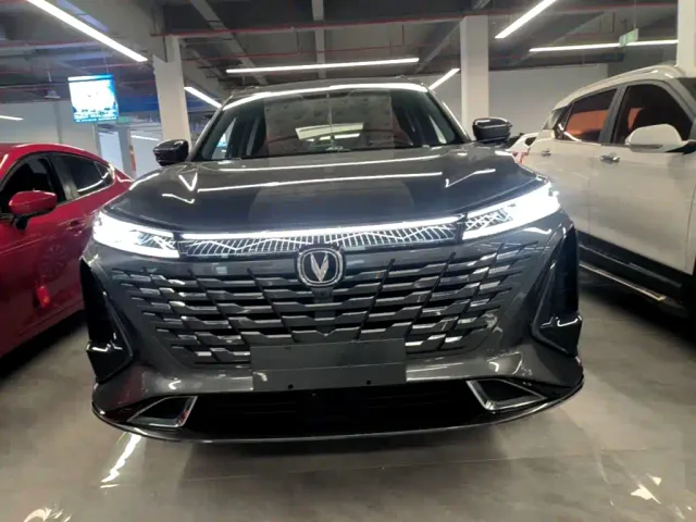 Changan CS75 Plus — Фото автомобиля 2