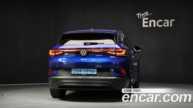 Volkswagen ID.4 — Фото автомобиля 4