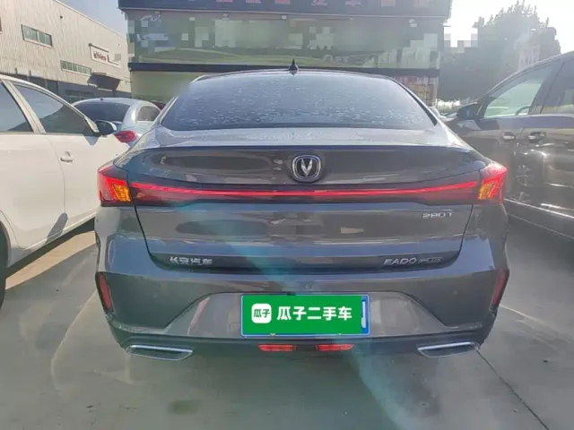 Changan Eado — Фото автомобиля 5