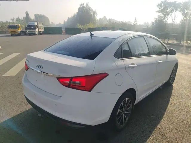 Chery Arrizo 5 — Фото автомобиля 6